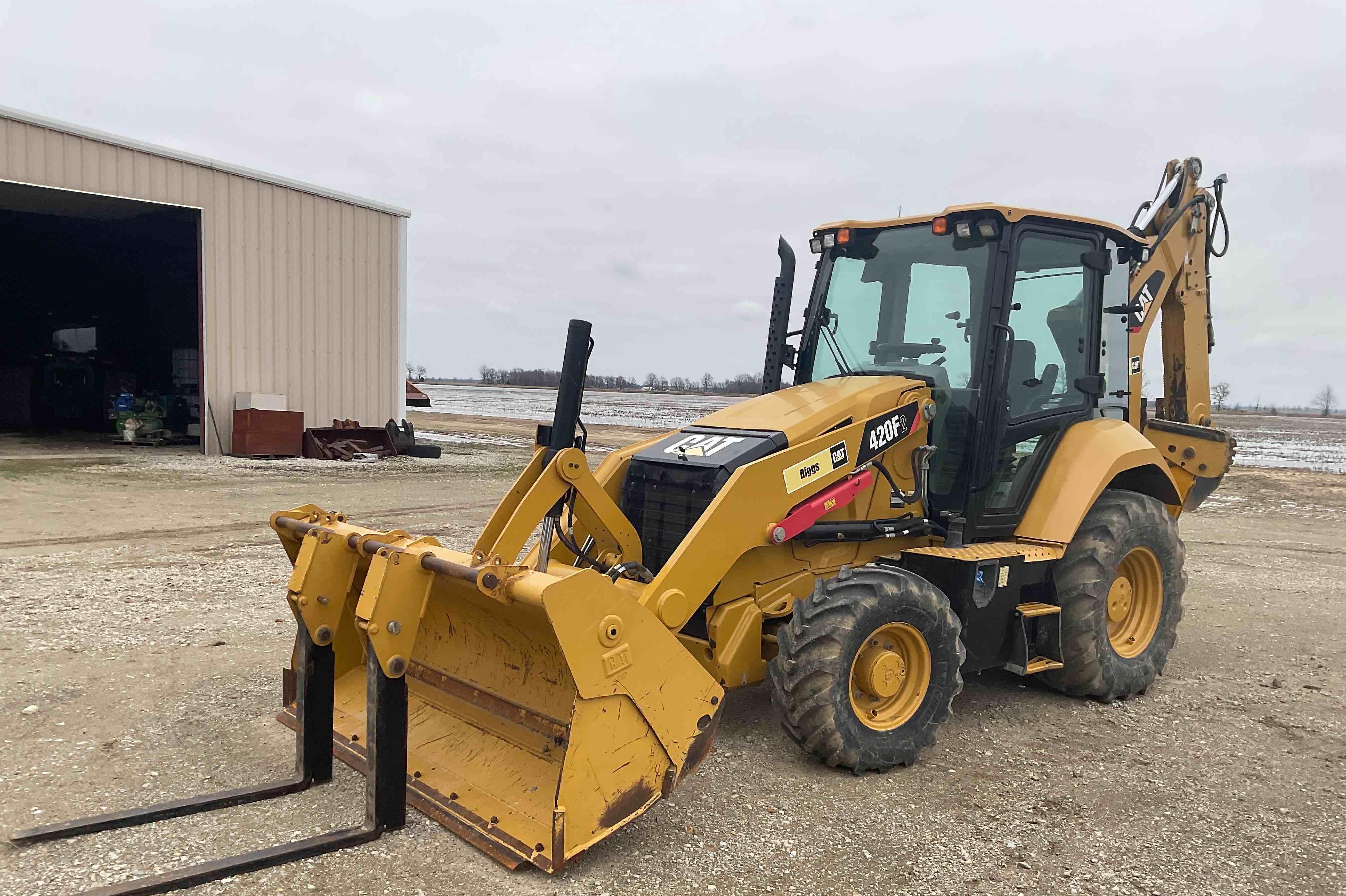 2018 Caterpillar 420F2